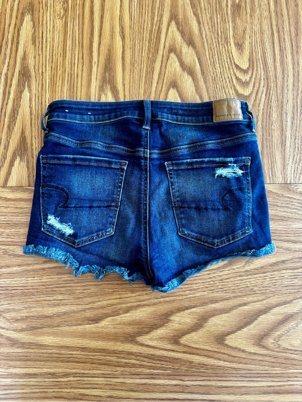 American Eagle - Dark Blue Distressed Denim Shorts - Women's 6 - Picture 2 of 5